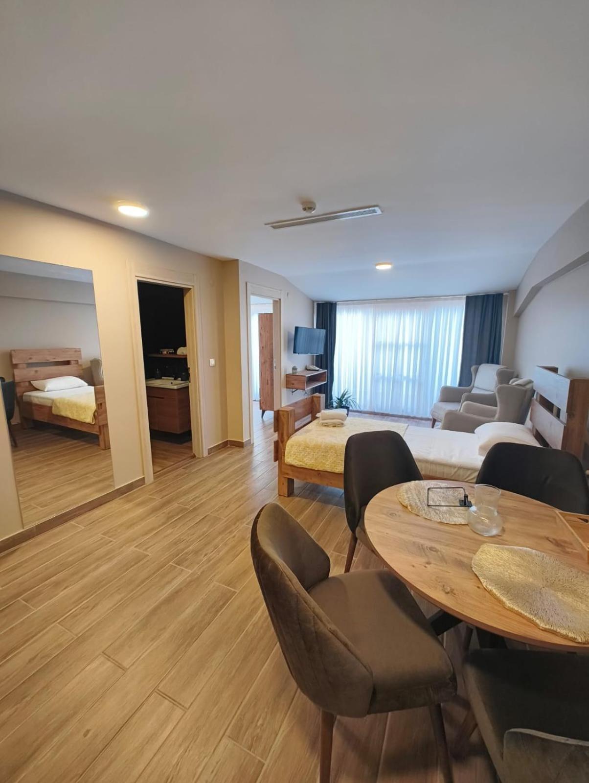 Majestik Hotel Stambuł Zewnętrze zdjęcie