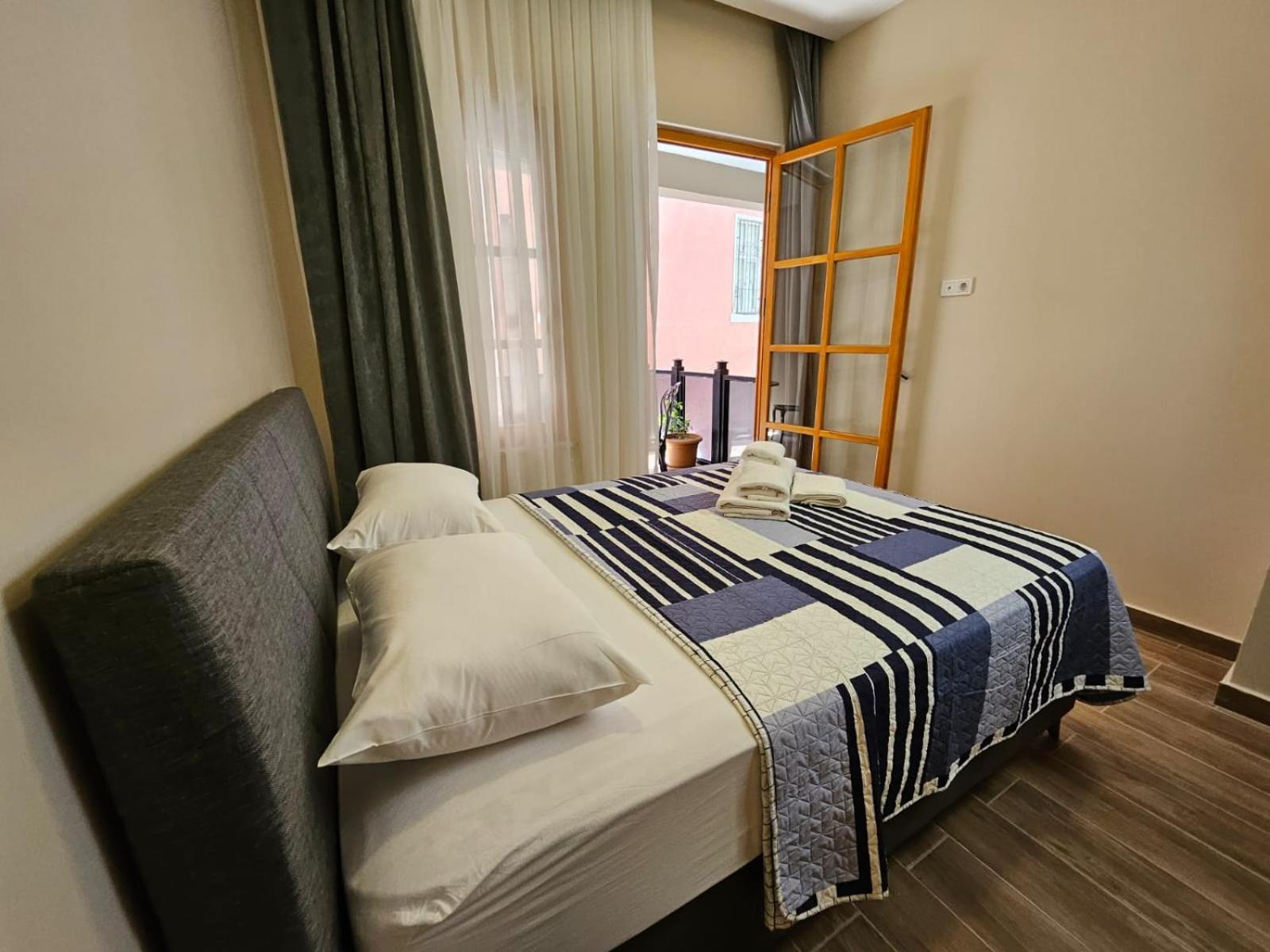 Majestik Hotel Stambuł Zewnętrze zdjęcie